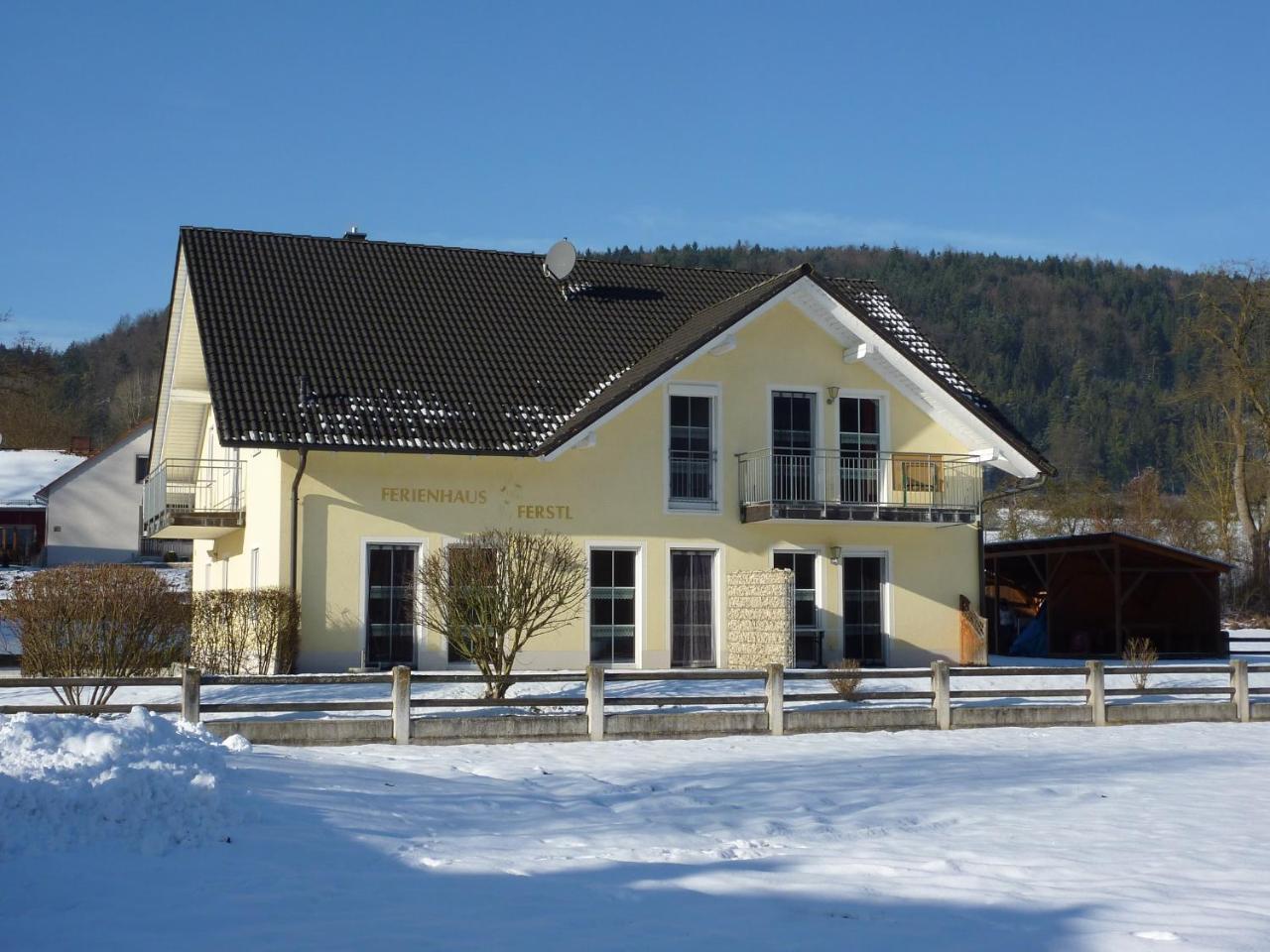 Ferienwohnungen Ferstl Riedenburg Exterior foto